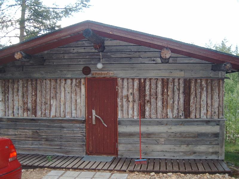 IMAG0113.JPG - Vaskooli tupa Tankavaarassa.